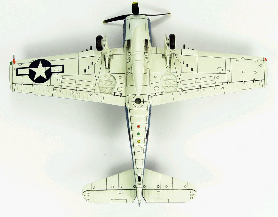 Hobby Master HA1108 1:72 F6F-3 Hellcat Lt. William C Moseley, VF-1, USS Yorktown, June 1944 "White 9"