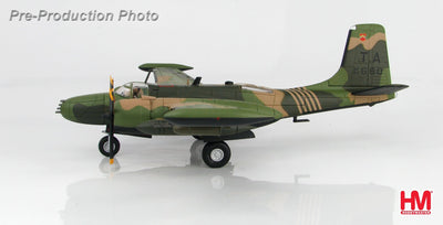 Hobby Master HA3225 1:72 B - 26K Counter Invader 609 SOS, Nakhon Phanom 1969