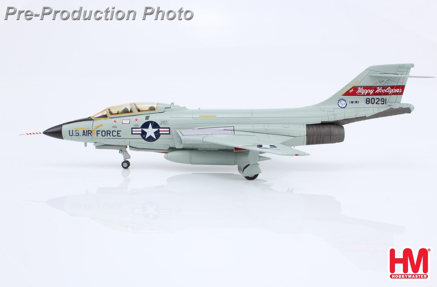 Hobby Master HA3717 1:72 USAF F - 101B "The Happy Hooligans"