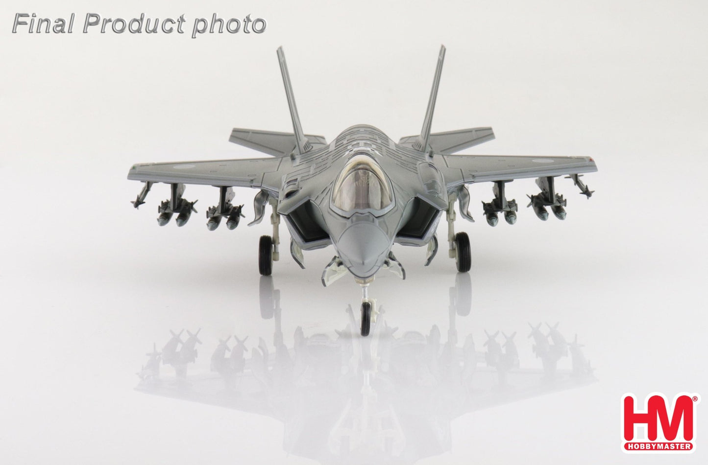 Hobby Master HA4443 1:72 F - 35A Lightning II 69 - 8702, 302nd FS, JASDF (w/painted RAM panels)
