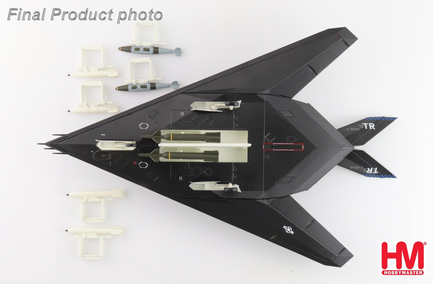 Hobby Master HA5813 1:72 F - 117A Nighthawk 84 - 0809, USAF, 2022 (w/extra 2 x B57 & B61 bombs)