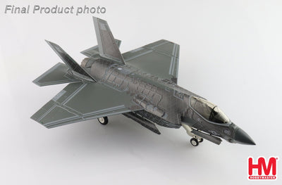 Hobby Master HA6212 1:72 F - 35C "Black Chrome" XE - 105/168842, US Navy, August 2022