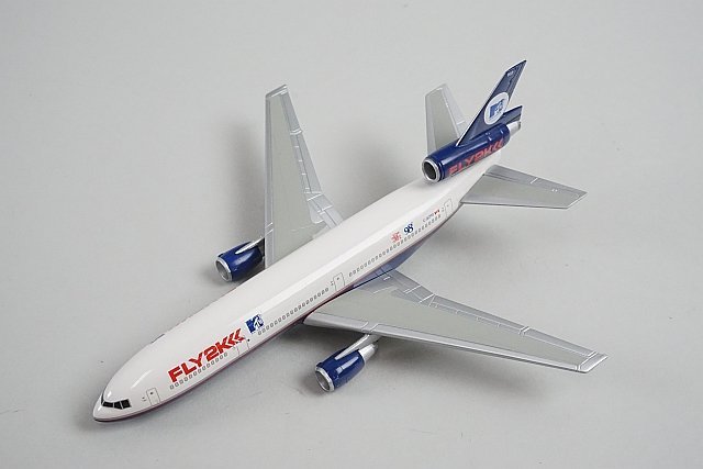 Dragon 55201 1:400 Fly2K DC-10-30