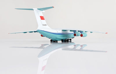 Pre-Order SQ Wings L2092 1:200 CHINA UNITED IL-76 B-4035