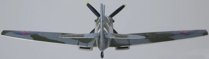 Oxford AC123 1:72 Supermarine Spitfire Mk.IXe - No. 310 (CzechoslovSquadron, RAF Manston, 1945 (National Technical Museum, Prague)