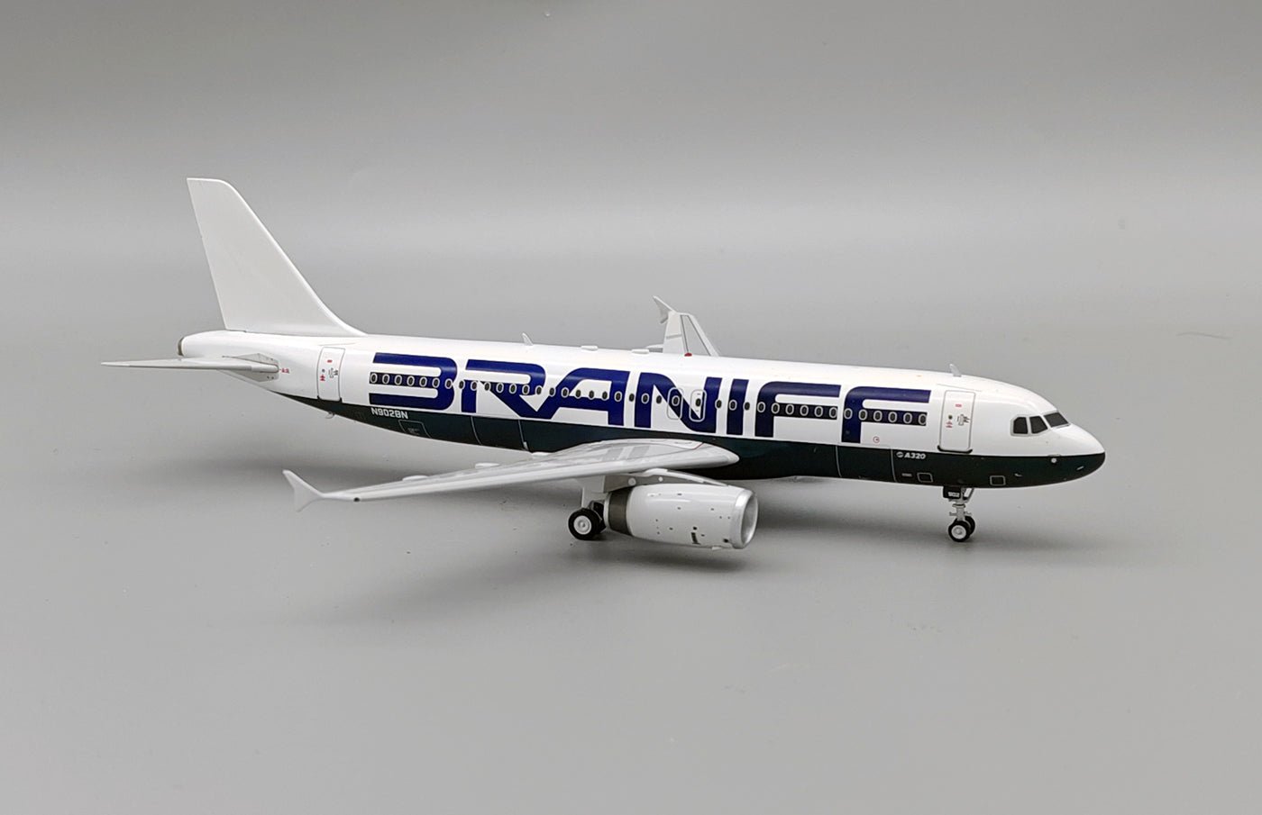 Inflight IF320BN0724A 1:200 Braniff International Airways Airbus A320 - 231 N902BN