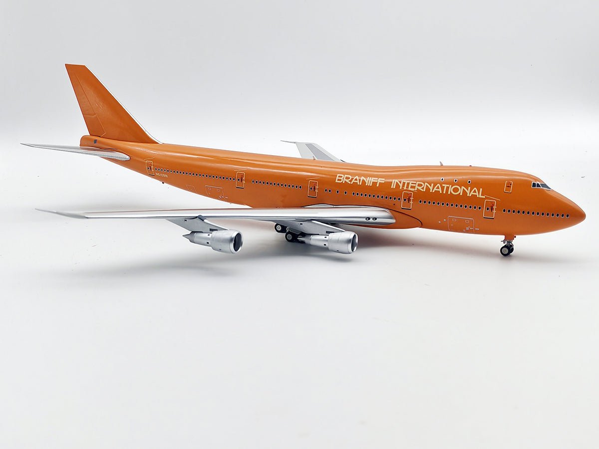 Inflight IF741BI0723 1:200 Braniff International Boeing 747 - 130