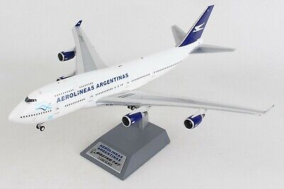 InFlight IF744AR0920 1:200 Aerolineas Argentinas Boeing 747 - 200 LV - AXF