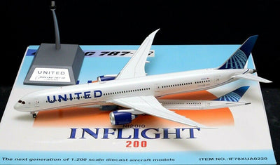 *Inflight IF78XUA0220 1:200 United Airlines Boeing 787 - 10