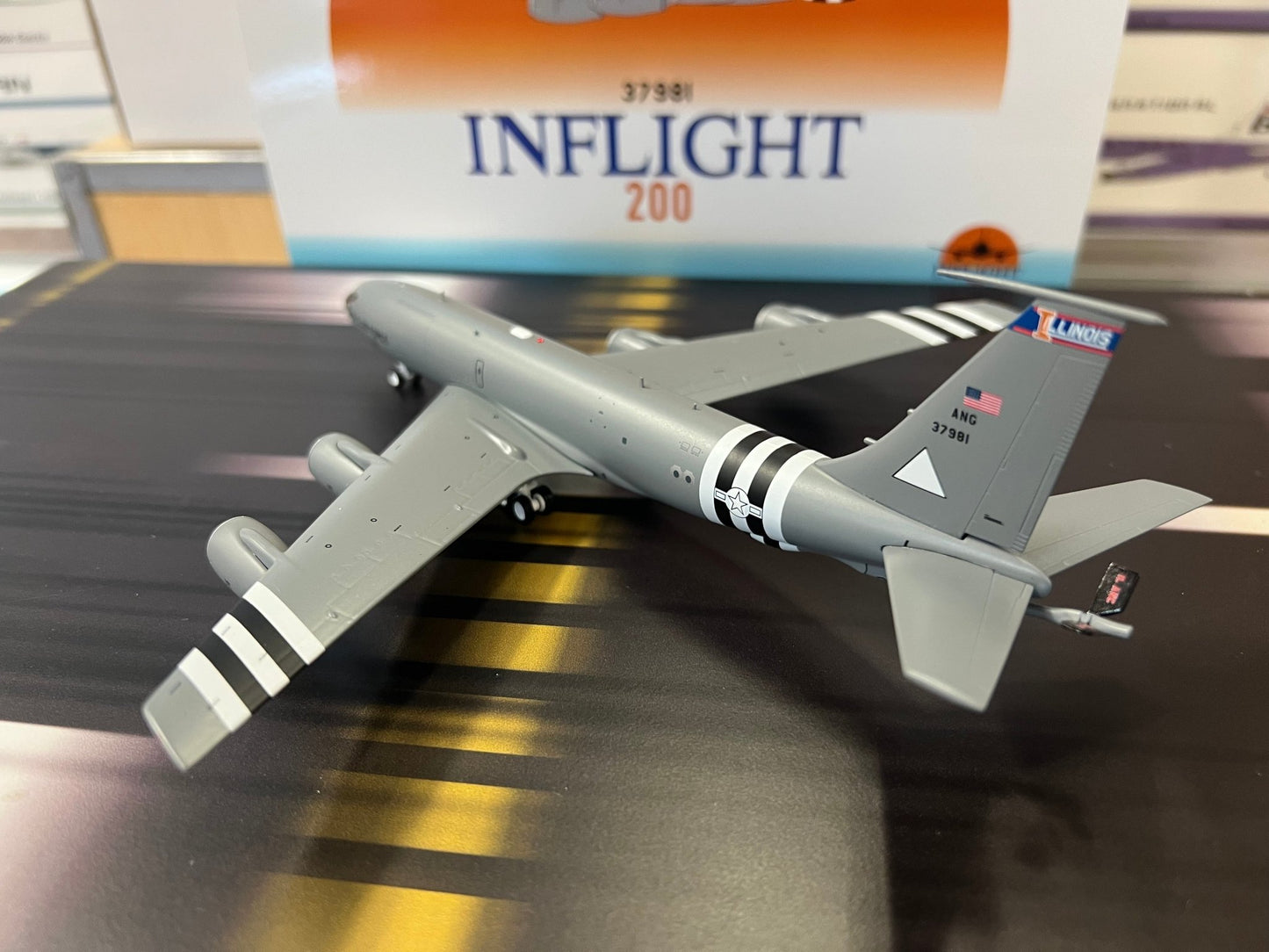 InFlight200 IF135USA7981 1:200 USAF Boeing KC - 135R 63 - 7981