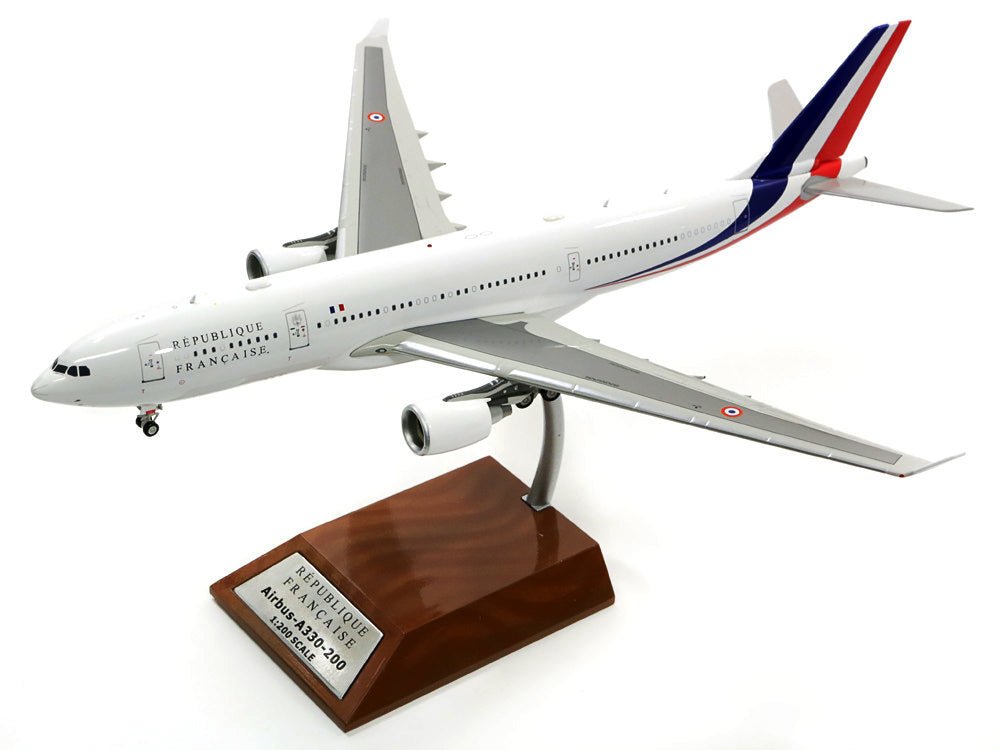 InFlight200 IF3320816M France Air Force A330 - 200 F - RARF