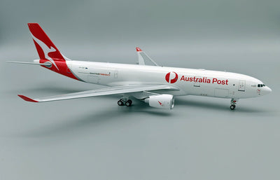 InFlight200 IF332QF0124 Qantas Freight (Australia Post) Airbus A330 - 202 (P2F) VH - EBF