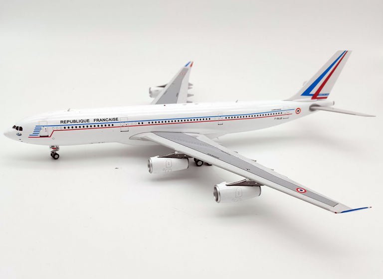 InFlight200 IF342FAF01 Republique Francaise A340 - 200 F - RAJB