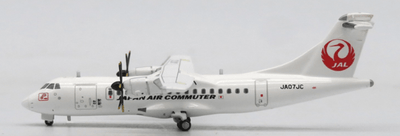 JC Wings EW4AT4003 1:400 Japan Air Commuter ATR42 - 600 Reg: JA07JC