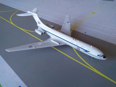 JC Wings JC2083 1:200 Royal Air Force Vicker VC - 10 C1 XR807