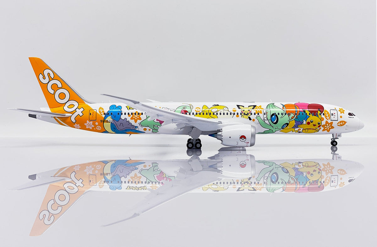 JC Wings SA2020A 1:200 Scoot Boeing 787 - 9 9V - OJJ "Pokemon Jet" (Flaps Down)