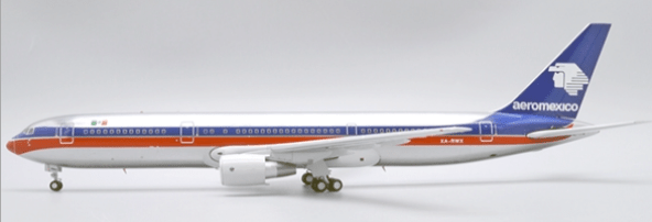 JC Wings XX20152 1:200 AeroMexico Boeing 767 - 300ER "OC""Polished" Reg: XA - RWX