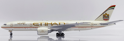 JC Wings XX40107A 1:400 Etihad Airways Boeing 777 - 200LR "2015 Formula 1" Flaps Down
