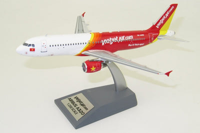 Jfox JF - A320 - 002 1:200 A320 - 200 Vietjet VN - A695