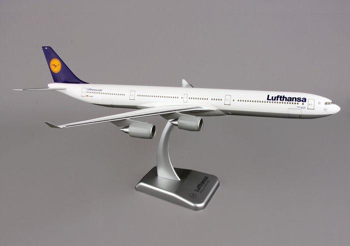 Limox (Hogan) 1:200 Lufthansa Airbus A - 340 - 600 Plastic D - AIHA "Nurnberg"