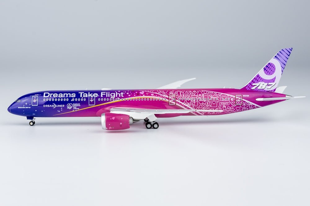NG 55090 1:400 Boeing Company Boeing 787 - 9 Dreamliner N1015B "Dreams Take Flight"