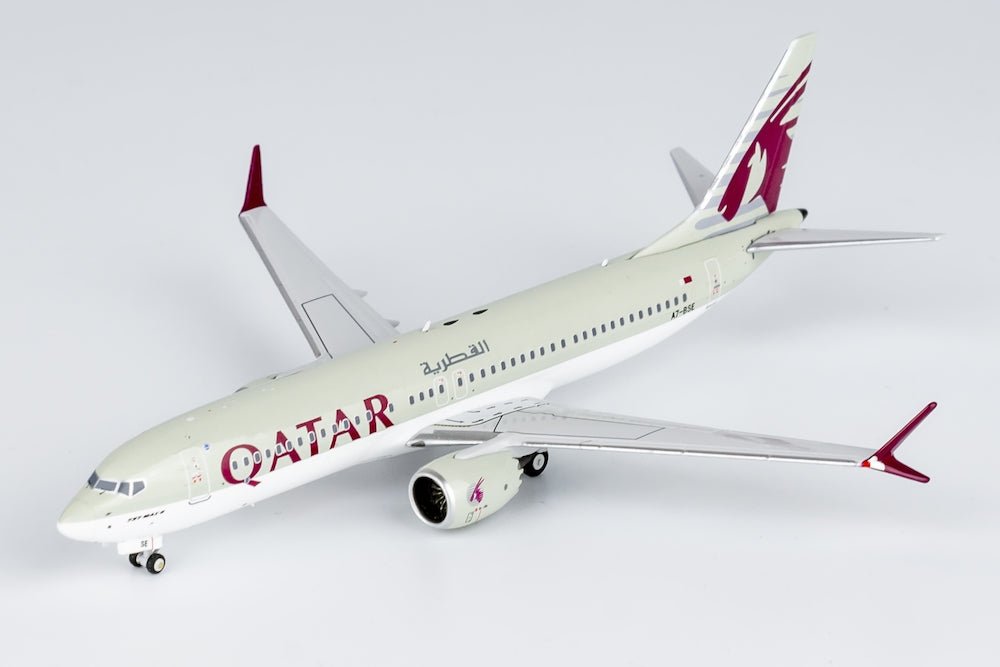 NG 88019 1:400 Qatar Airways Boeing 737 MAX 8 A7 - BSE