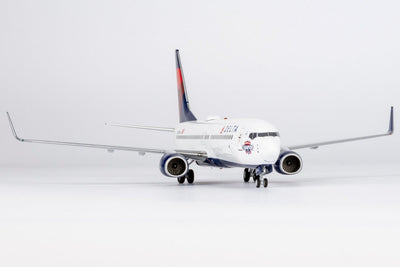 NG Models 08062 1:200 Delta Air Lines 737 - 800/w N3746H (Atlanta Braves' World Champions)