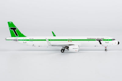NG Models 13139 1:400 Transavia A321neo PH - YHD (1960s Retro colors)