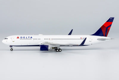 NG Models 17001 1:400 Delta Air Lines 767 - 300ER/w N174DN