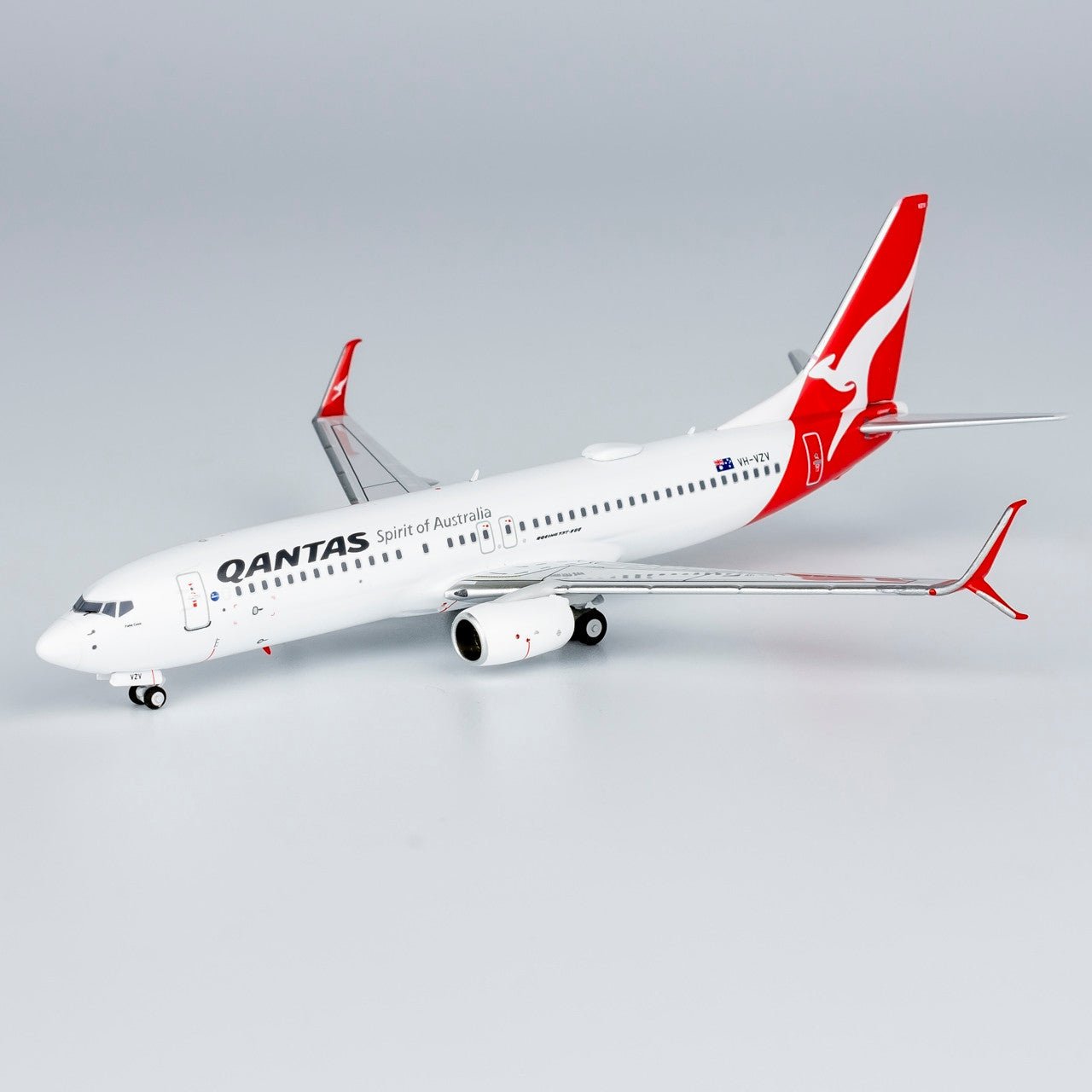 NG Models 58237 1:400 Qantas 737 - 800/w VH - VZV (2nd Qantas Boeing 737 to wear the split scimitar winglets)