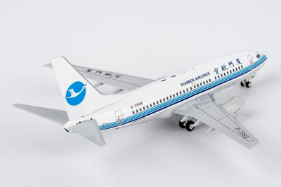 NG Models 64138 1:400 Xiamen Airlines 737 - 700 B - 2998 (classic colors; Xiamen Airlines' first 737 - 700)