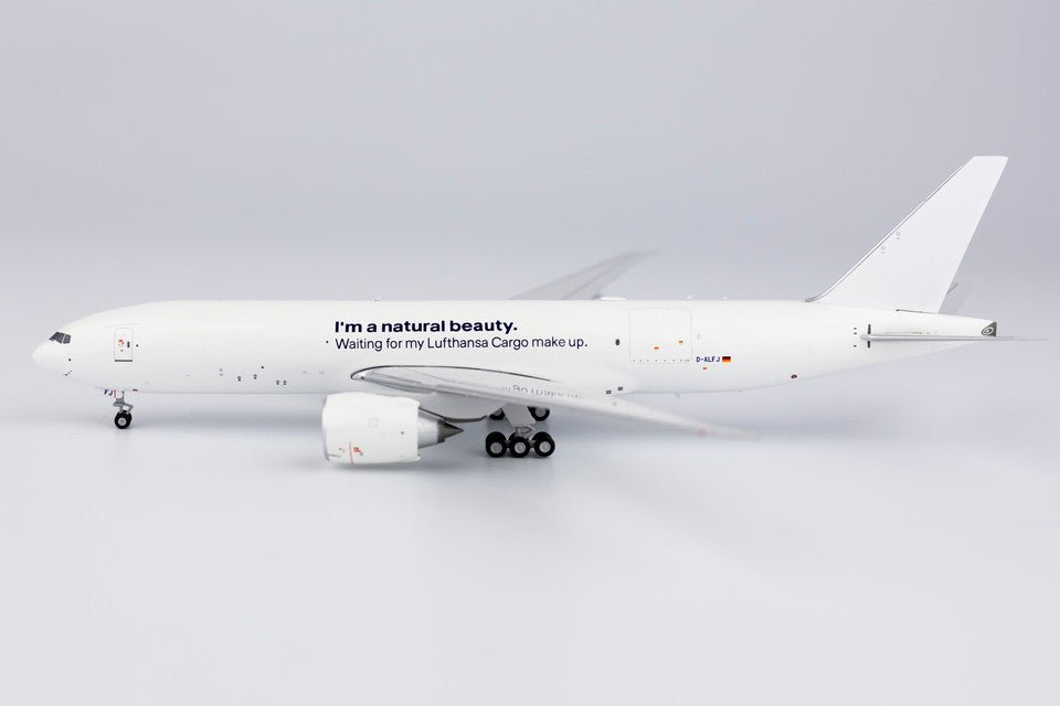 NG Models 72013 1:400 Lufthansa Cargo 777F D - ALFJ (with "I'm a natural beauty" title)