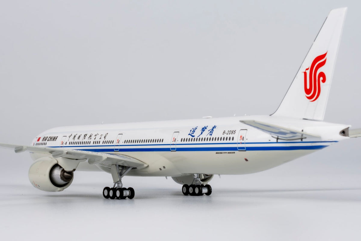 NG Models 73066 1:400 Air China 777 - 300ER B - 2085