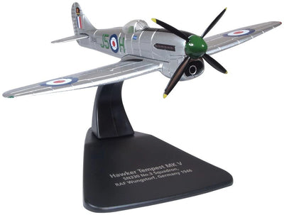 Oxford AC103 1:72 Hawker Tempest Mk.V Commanding Officer, No. 3 Squadron, RAF, Wunstorf, Germany, 1946