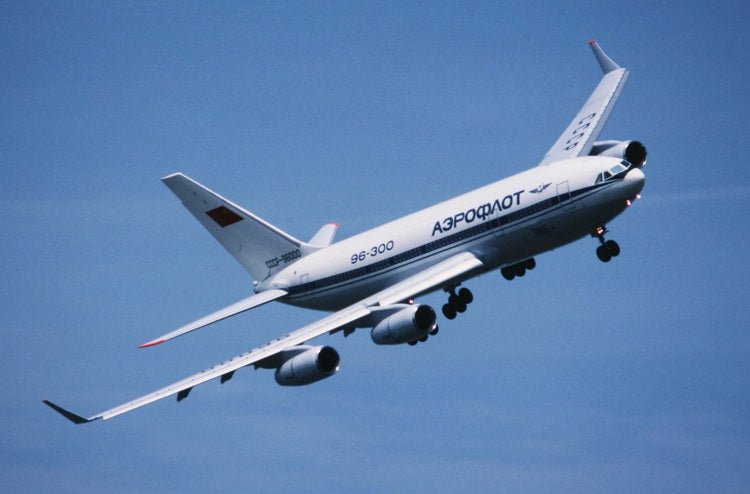 Phoenix 11819 1:400 Aeroflot IL - 96 - 300 CCCP - 96000