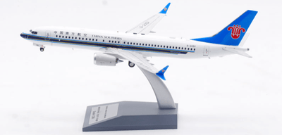 Aviation200 AV2104 1:200 B - 205P China Southern Airlines Boeing 737 - 8 MAX