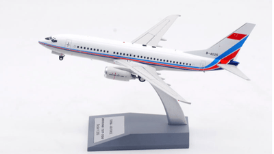 Aviation200 AV2105 1:200 B - 4025 People's Liberation Army Air Force - Chinese Air Force Boeing 737 - 76D