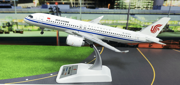Pre - Order Aviation200 AV2114 1:200 B - 919Y Air China COMAC C919 - 100ER