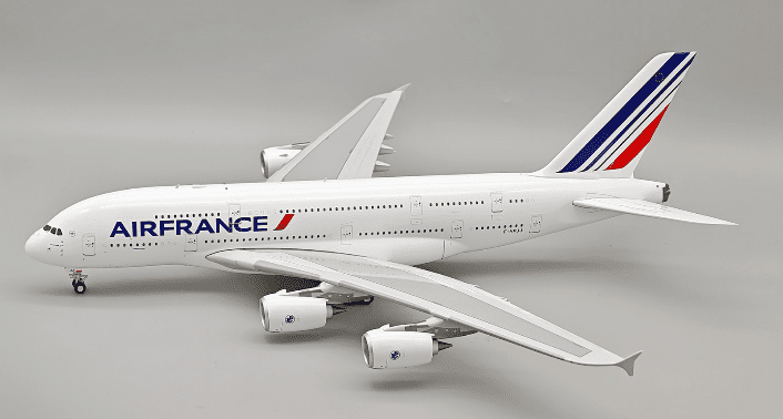 Pre - Order B - Models 56213 1:200 Air France Airbus A380 - 861 F - HPJJ