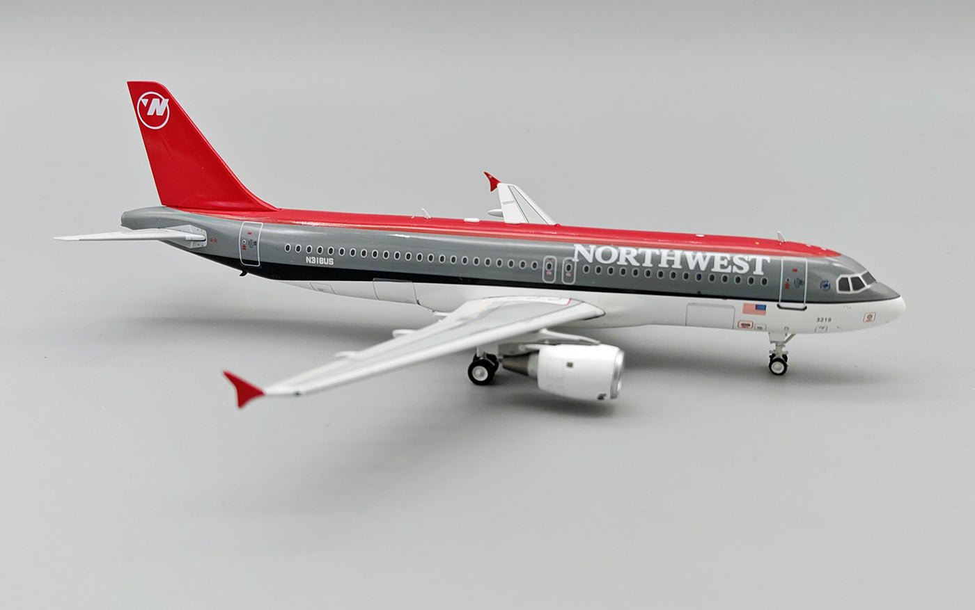 Pre - Order B - Models B - 320 - NW - 318 1:200 Northwest Airlines Airbus A320 - 211 N318US
