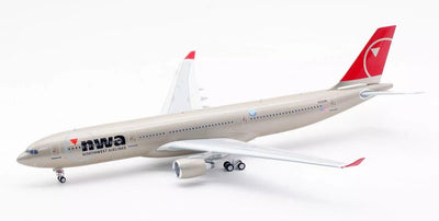 B - Models B - 333 - 806NW 1:200 Northwest Airlines Airbus A330 - 323 N806NW