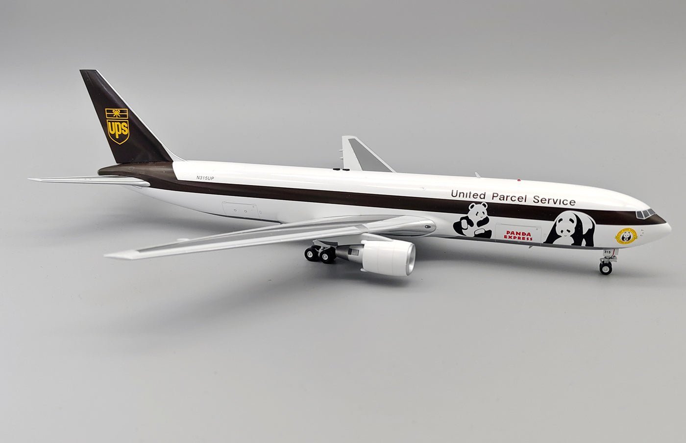 Pre - Order B - Models B - 763 - UPS - 315 1:200 United Parcel Service - UPS Boeing 767 - 34AF/ER N315UP