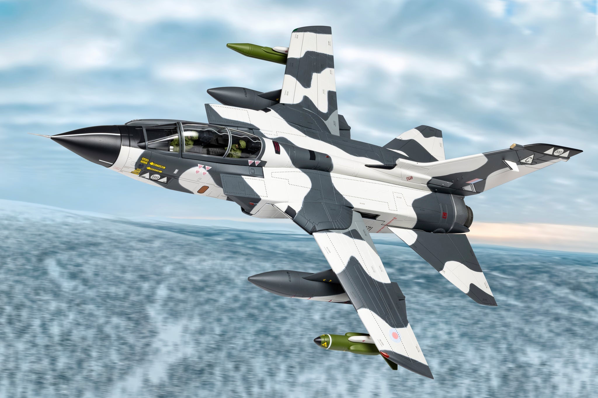 Corgi AA29402 1:48 Panavia Tornado GR1A, ZA371/C, Norway, 1995