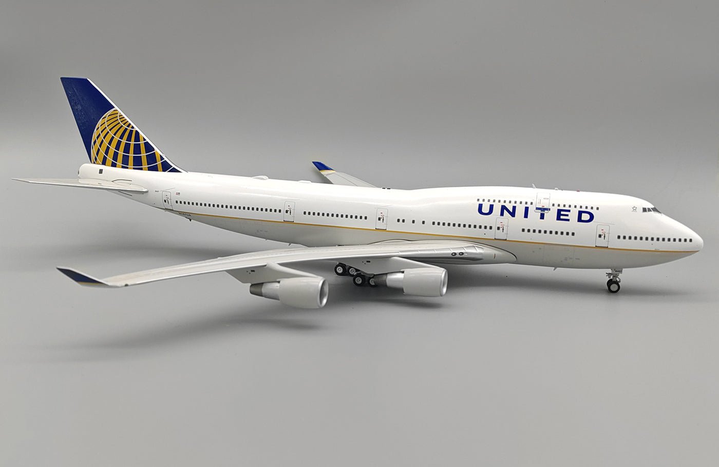 Inflight IF744UA0424 1:200 United Airlines Boeing 747 - 422 N107UA