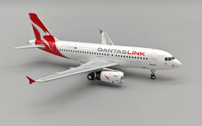 Pre - Order InFlight200 IF319QF0624 QantasLink (Network Aviation) Airbus A319 - 132 VH - 8NP