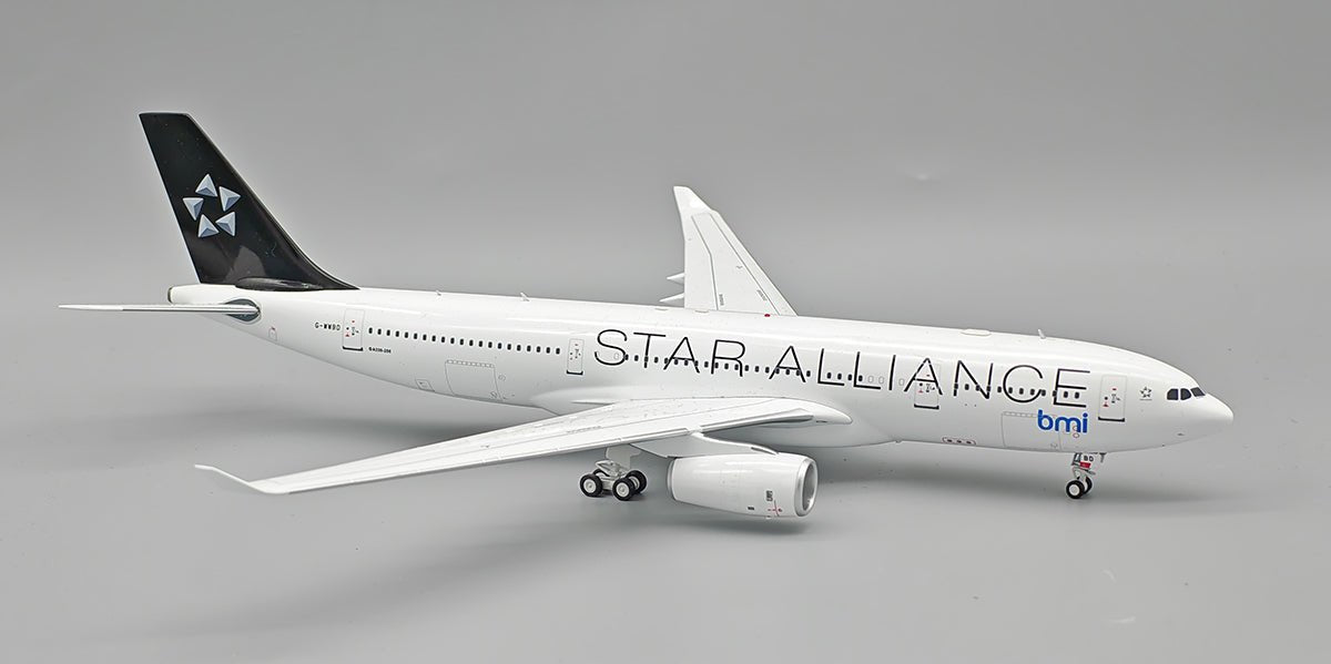 Pre - Order InFlight200 IF332BMWBD 1:200 Star Alliance (BMI British Midland) Airbus A330 - 243 G - WWBD