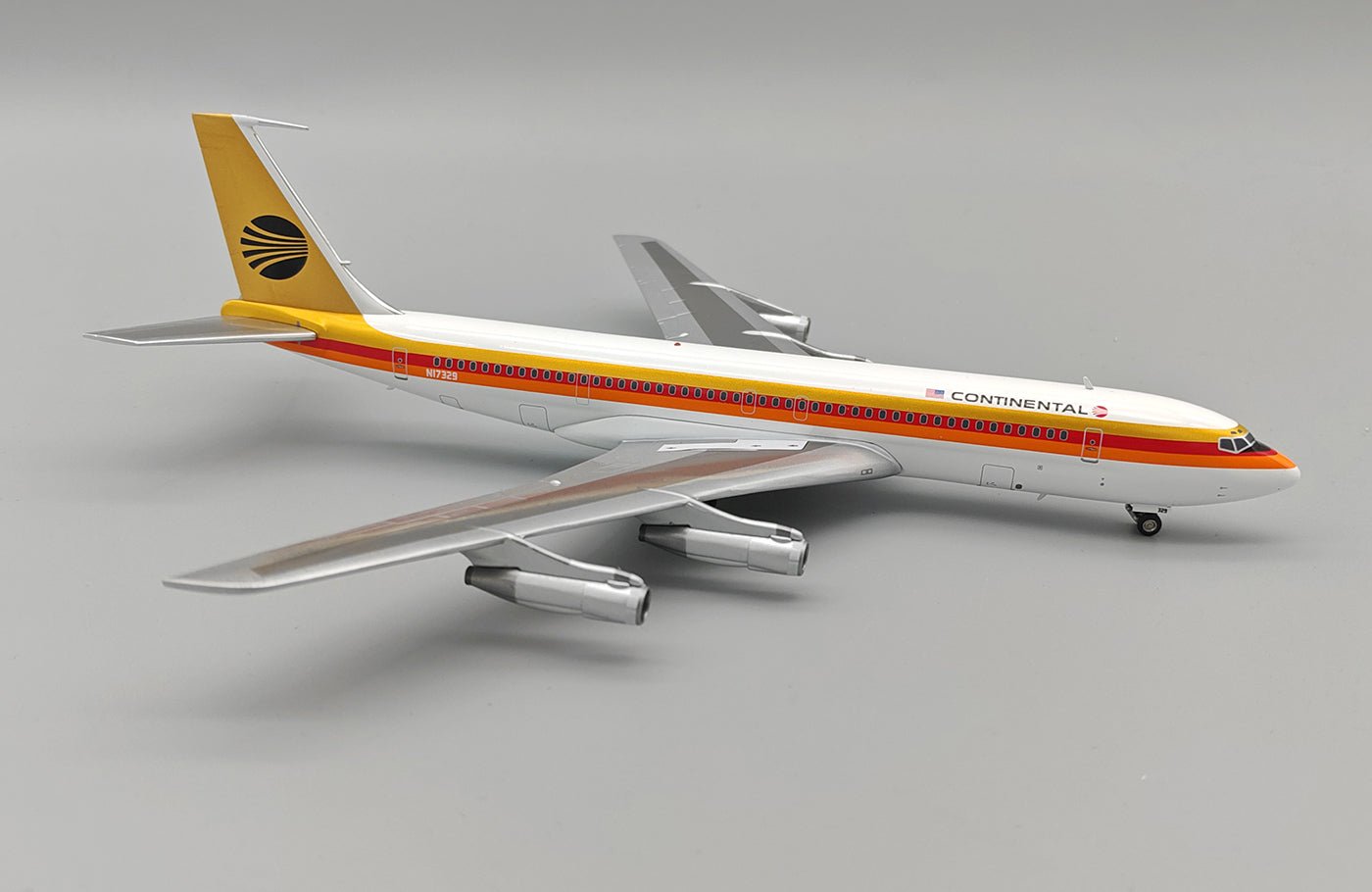 Pre - Order InFlight200 IF707CO0325 1:200 Continental Airlines Boeing 707 - 324C N17329