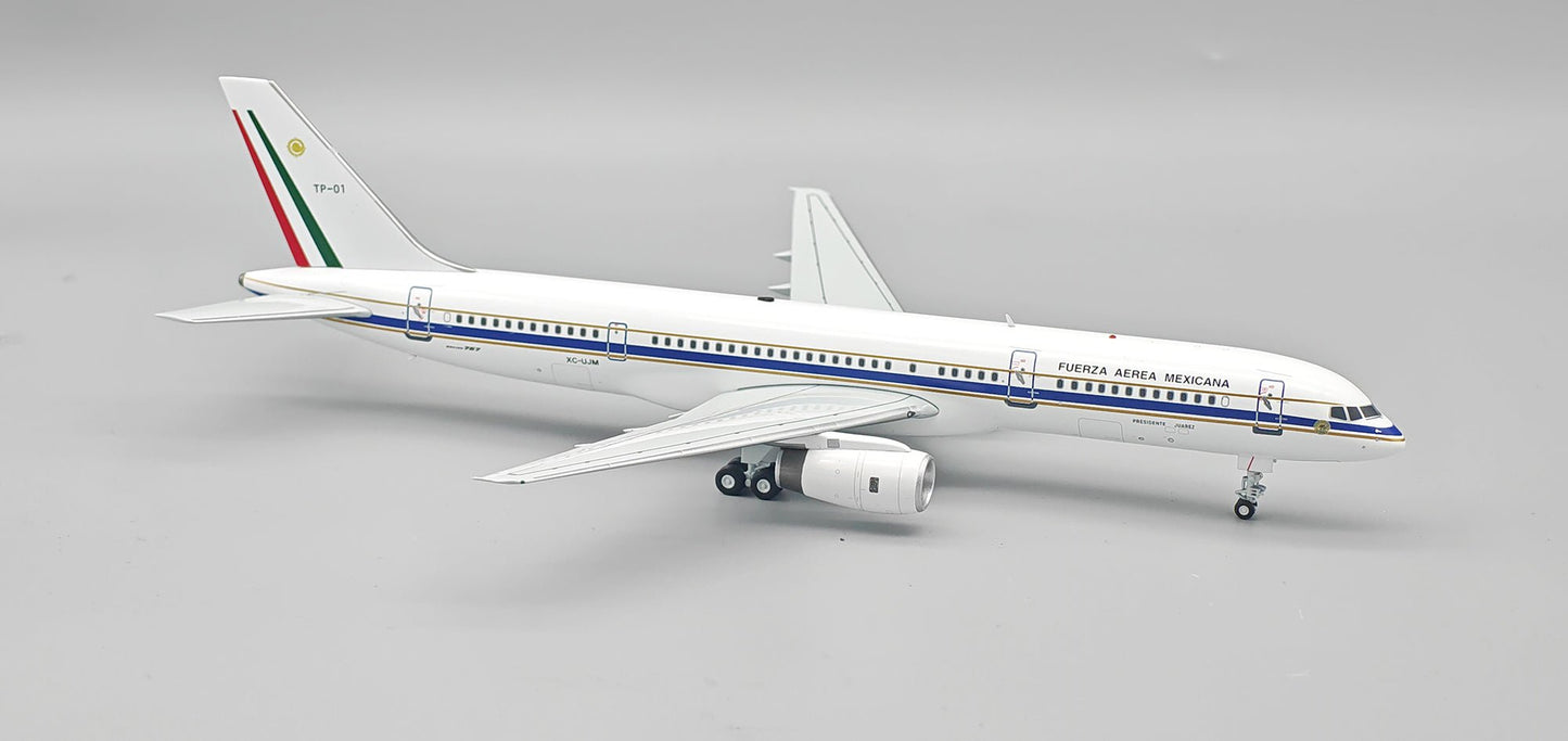 Pre - Order InFlight200 IF752TP01 1:200 Mexican Air Force Boeing 757 - 225 XC - UJM