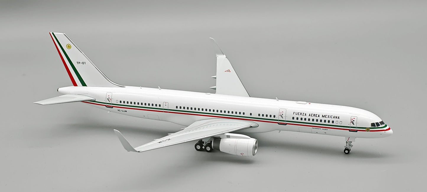 Pre-Order InFlight200 IF752TP01 1:200 Mexico - Air Force Boeing 757-225 Reg.: XC-UJM