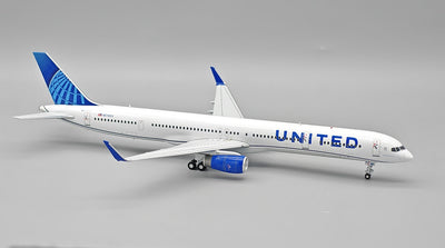 Pre - Order InFlight200 IF753US0825 1:200 United Airlines Boeing 757 - 324 N57855